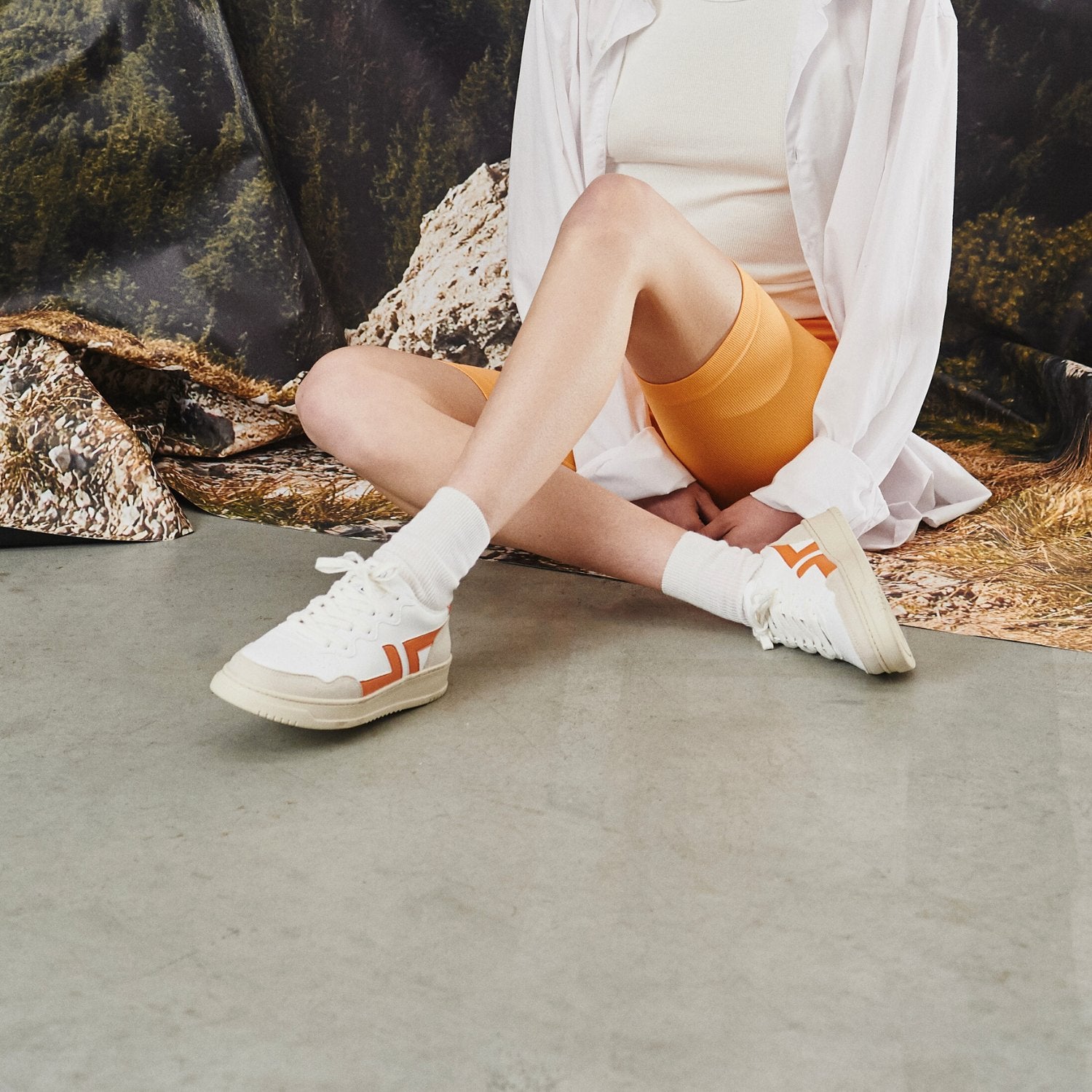 Chaussure blanche et orange new arrivals