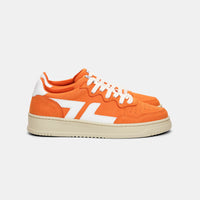 Baskets orange de la marque Zèta vue de profil